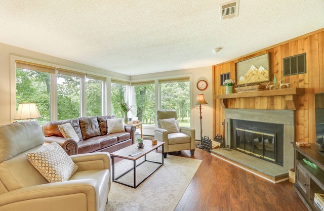 Wintergreen Resort Vacation Rental w/Balcony!