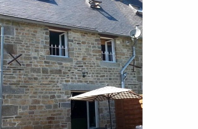 Wisteria Cottage 3 bedroom in the beautiful Normandie Countryside France