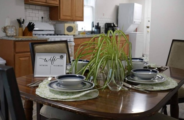 Wlay Downtown Albany #AlbanyAirport