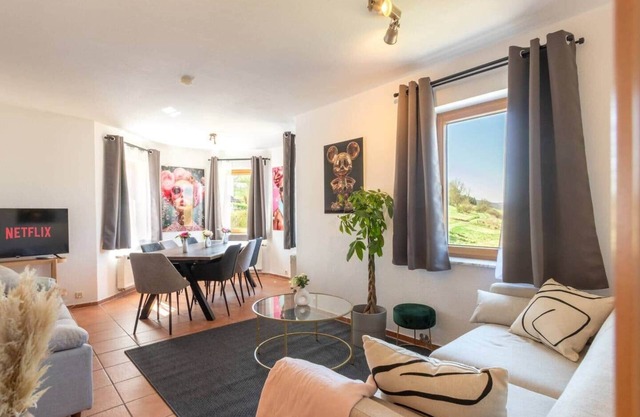 Wohnen zwischen Himmel und Wald