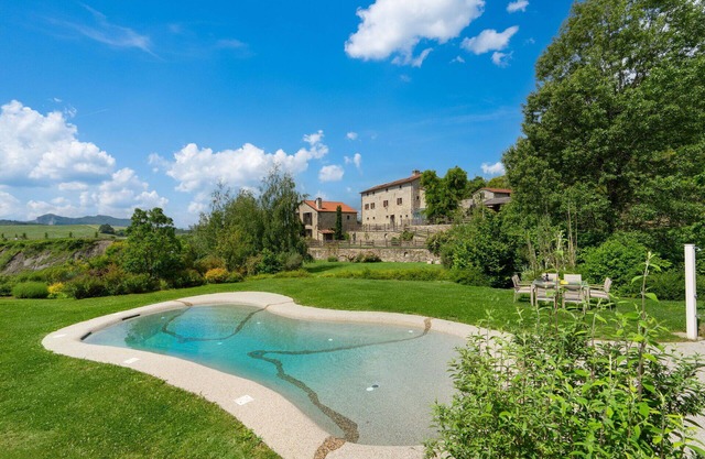 Wonderful private villa for 18 people with WIFI, A/C, private pool, TV, patio and panoramic view