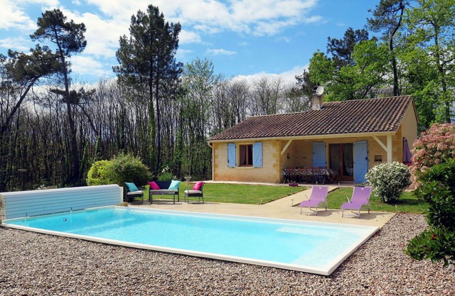 Wonderful private villa with private pool, WIFI, hot tub, TV, terrace, pets allowed and parking