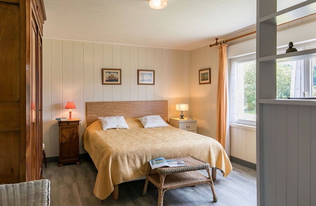 Wonderful private villa for 2 people with TV, patio and parking