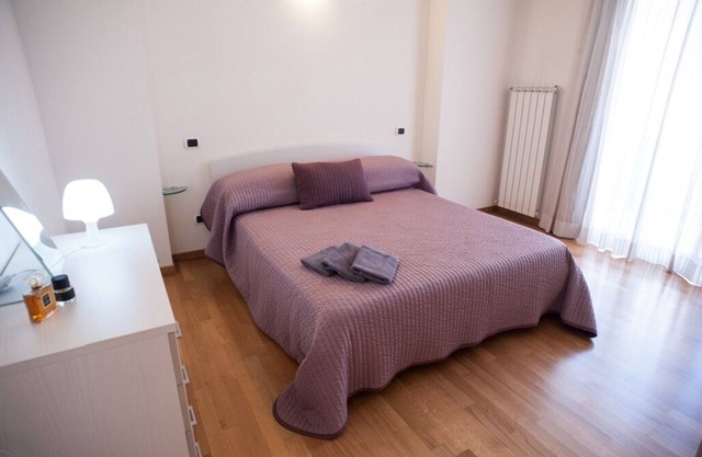 Wonderfully Positioned Seaside Apartment - 150mts from the beach