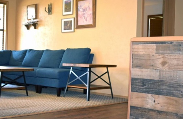 Wooded Lake Cottage on North end of Broken Bow Lake