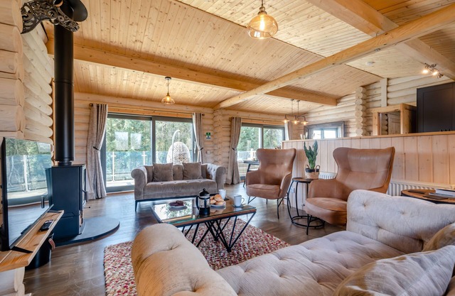 Woodland Retreat Cabin