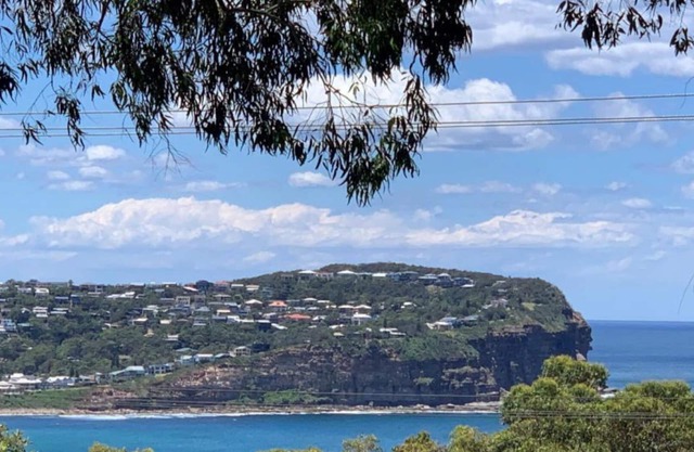 'Woodlands at Beachview' by Accom Holidays