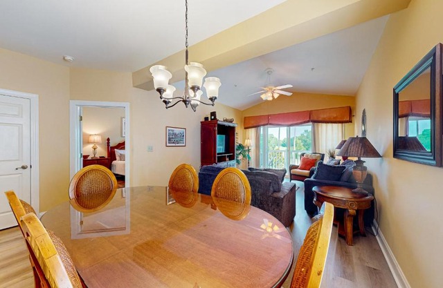 World Tour, Unit #306