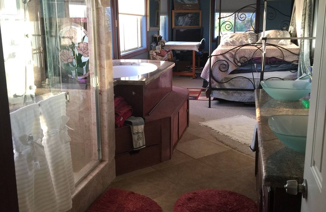 WOW! BONITA VALLEY VIEWS !