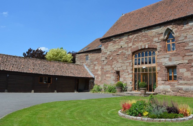 Wye Accommodation, Wye Valley, Herefordshire. Set on the banks of the River Wye