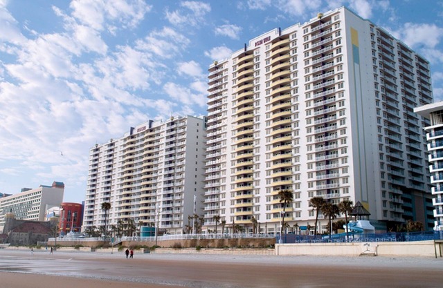 Wyndham Ocean Walk - 2 BR Deluxe Condo