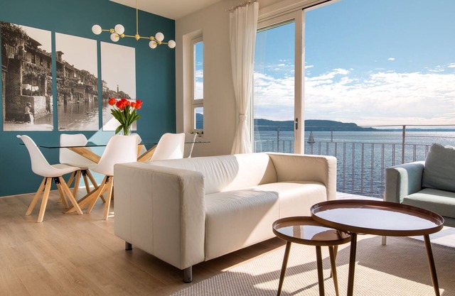 XL Deluxe View Apartment