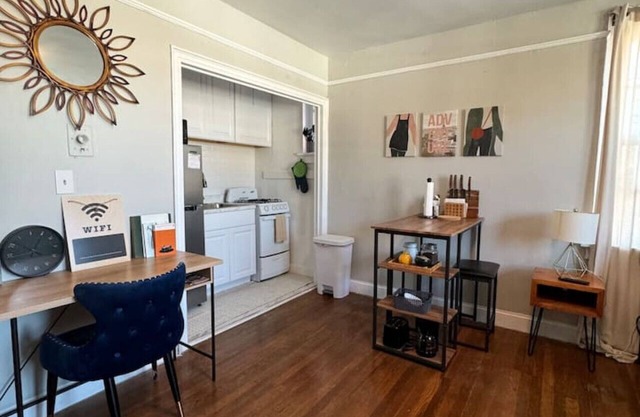 Yale Glam Studio Located Downtown