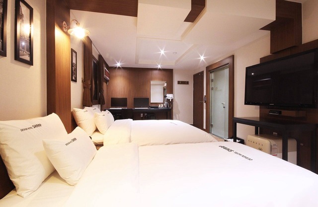 Yangsan Deokgye Sharp