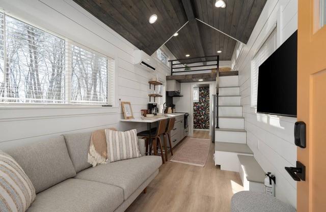 Yeats @ Notestone Reserve Tiny Home fire pit + hot tub