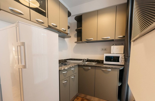 YellowBoot Aparthotel 7 - Stay abroad, feel at home