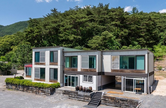 Yeongwol Nature & Pet Retreat