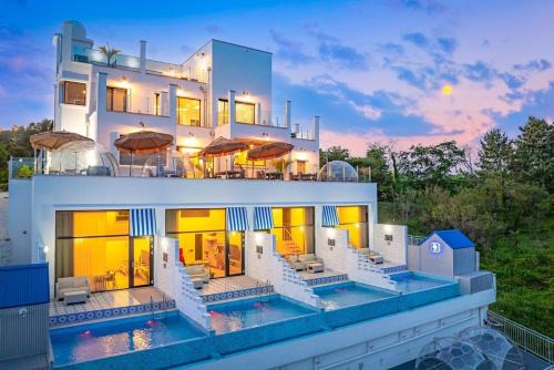 Yeosu 48 Hour Pool Villa