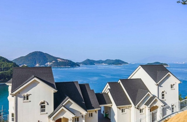 Yeosu L House Pension