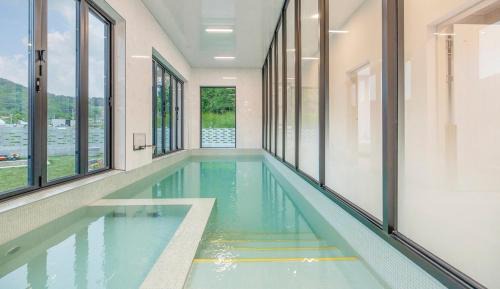 Yeosu Pyeongsari 85-7 Kids Pool Villa