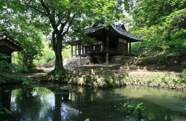 Yi Jin-rae's Historic House