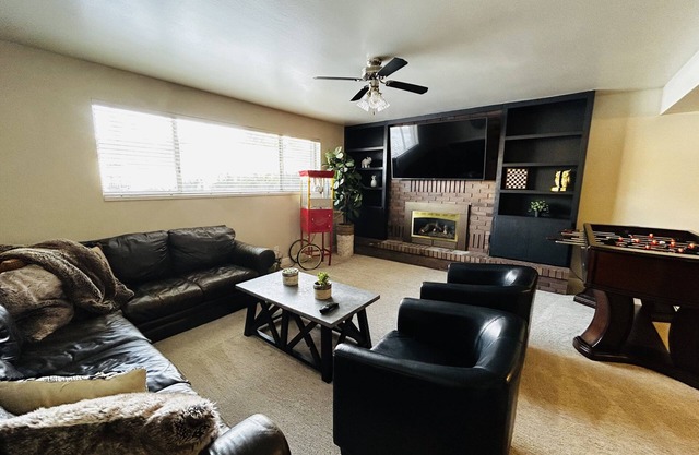 You will be close to everything when you stay at this centrally-located place.