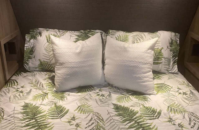 Your Home Away: Prime Accommodations for Traveling Pros Seeking Relaxing Stay!