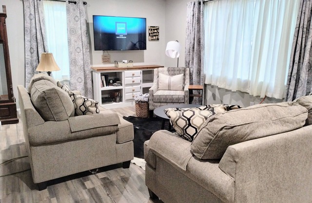 Your Home for Awhile - Dream Weaver Guesthouse