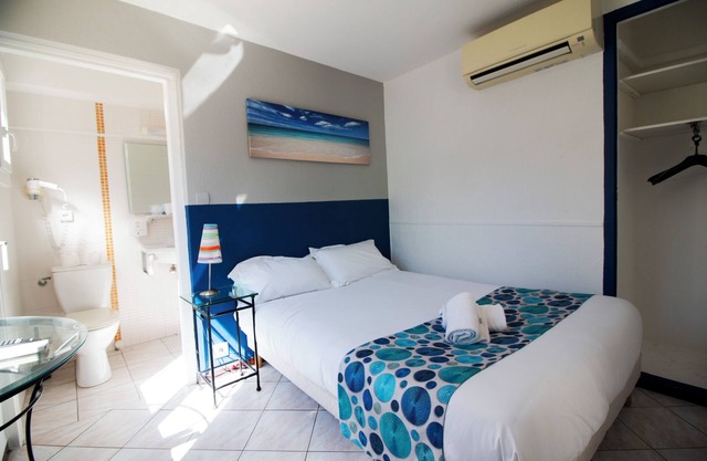 Your Home Away from Home in Six Fours! Pet-friendly Property!