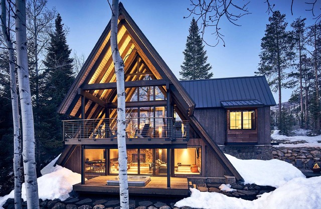 Your Modern Steamboat Retreat — Gather, Relax, and Unwind. Near Thunderhead Lift