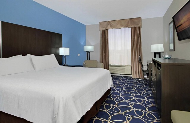 Your Perfect Room Awaits! Enjoy Modern Comforts!