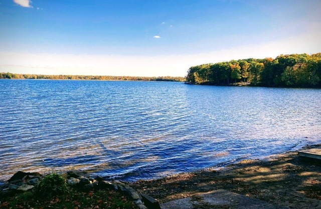 Your Year-Round Escape on Crowe Lake - Welcome to Crowes Landing!