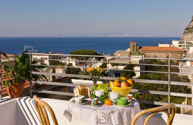 YourHome - Karme House