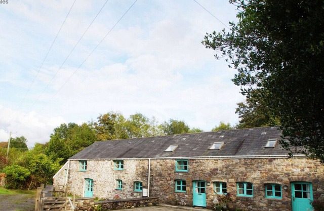 Ysgubor Glyn - Two Bedroom House, Sleeps 4