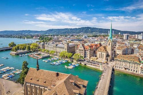 Zürich 3 Zimmer Wohnung mit Dachterrasse