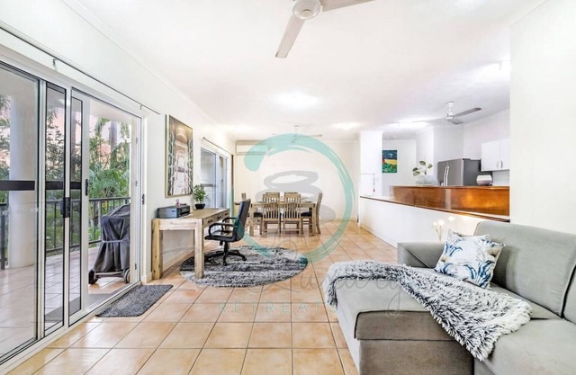 ZEN FORESHORE - 2 Bedroom Apt with Pool