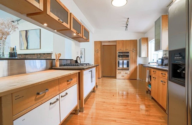 Zen & Spacious Mercer Island Home & Guest Suite