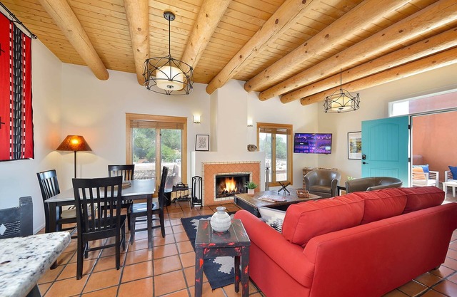 Zona Rosa 77, Santiago