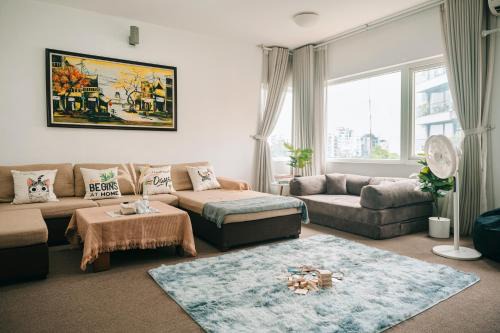 Zuzi Home To Ngoc Van , West Lake
