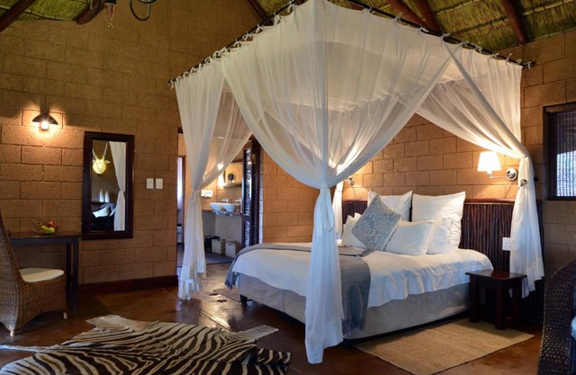 Zwahili Private Game Lodge & Spa