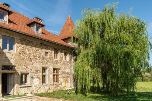 Torchefelon Bed & Breakfast | ÉCURIE DES 2 TOURS