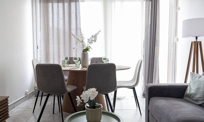 Les Abymes Apartment | Éden Escale Premium