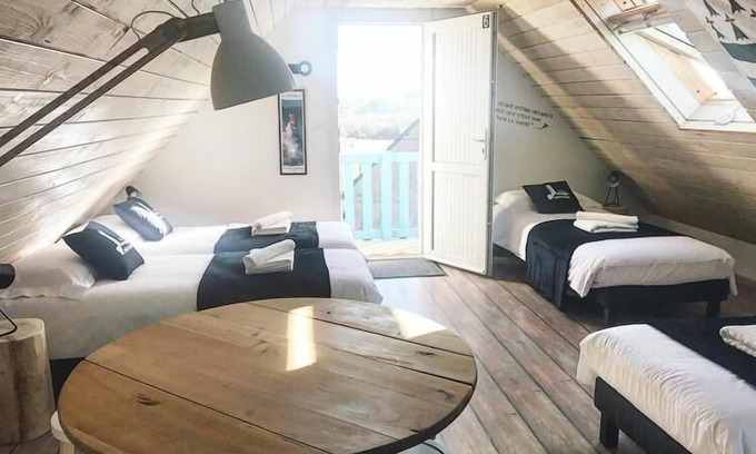 Roscanvel House | Île Ô des Capucins