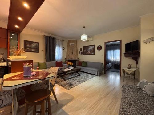 Karditsa Apartment | Ιδανικό σπίτι στην Καρδίτσα