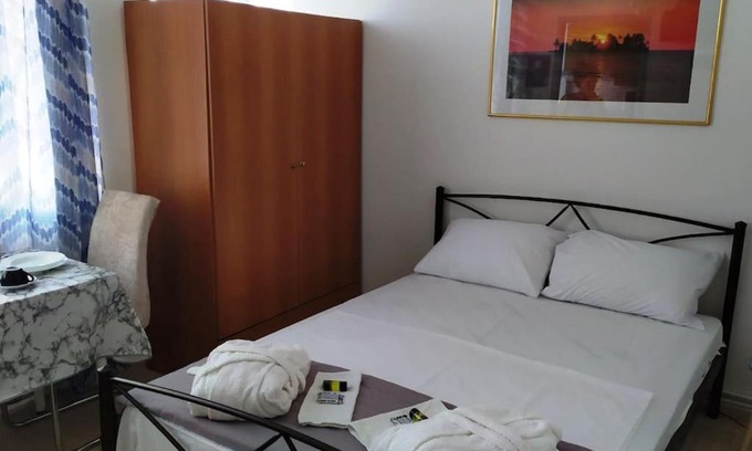 Karditsa Apartment | Κεντρικό στούντιο στην Καρδίτσα.