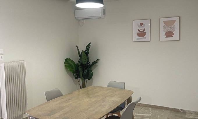 Chios Apartment | Σε απόσταση 50μ από Παραλία Πόλης Χίου και 400μ από Αρχαιολογικό Μουσείο Χίου