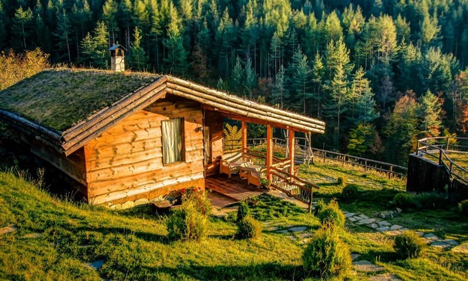 Leshten Villa | Панорама хаус Лещен и еко къщи Дървена и Землянка
