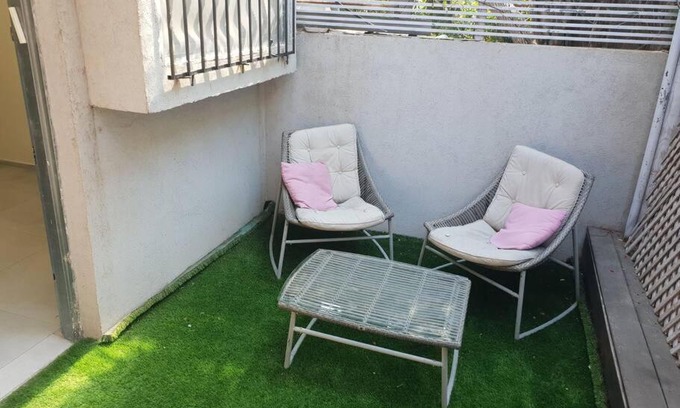 Ramat Hasharon Apartment | יחידת דיור ברמת השרון
