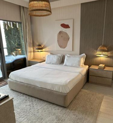 Ash Shati Apartment | شقة فاخرة بإطلالة بحرية في داماك