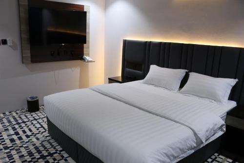 Abha Hotel | فندق قمم بارك Qimam Park Hotel 4